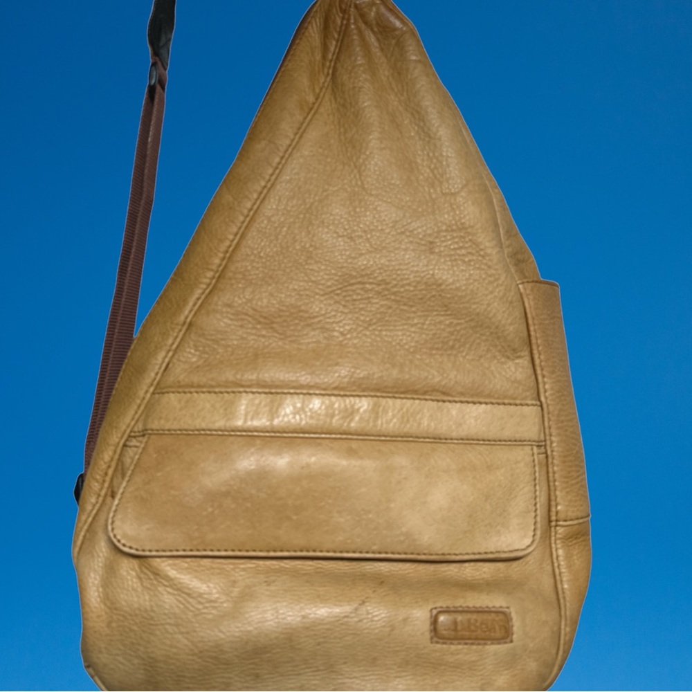 L.L. Bean Vintage Leather Ameribag